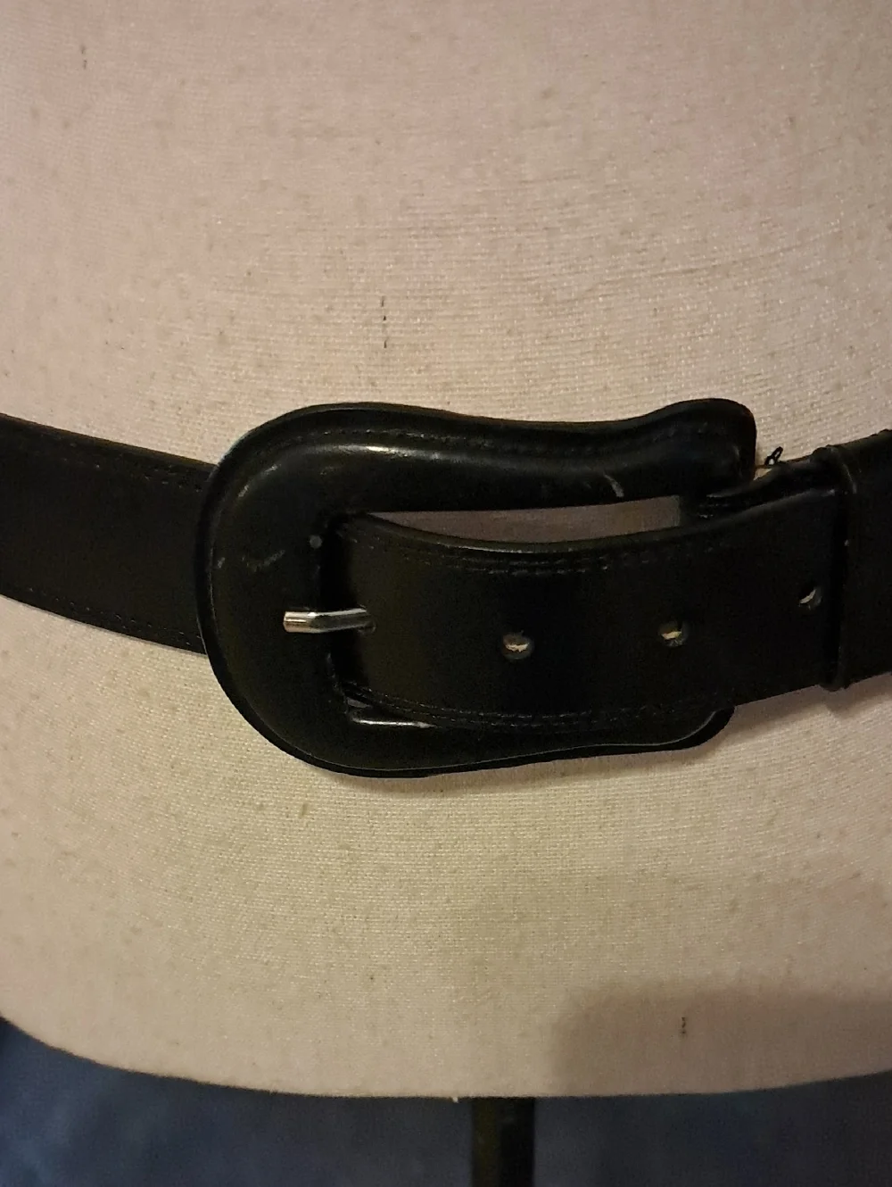 Classic Black Leather Waist Belt  Women Size Small Capsule Minimalist Neutral
